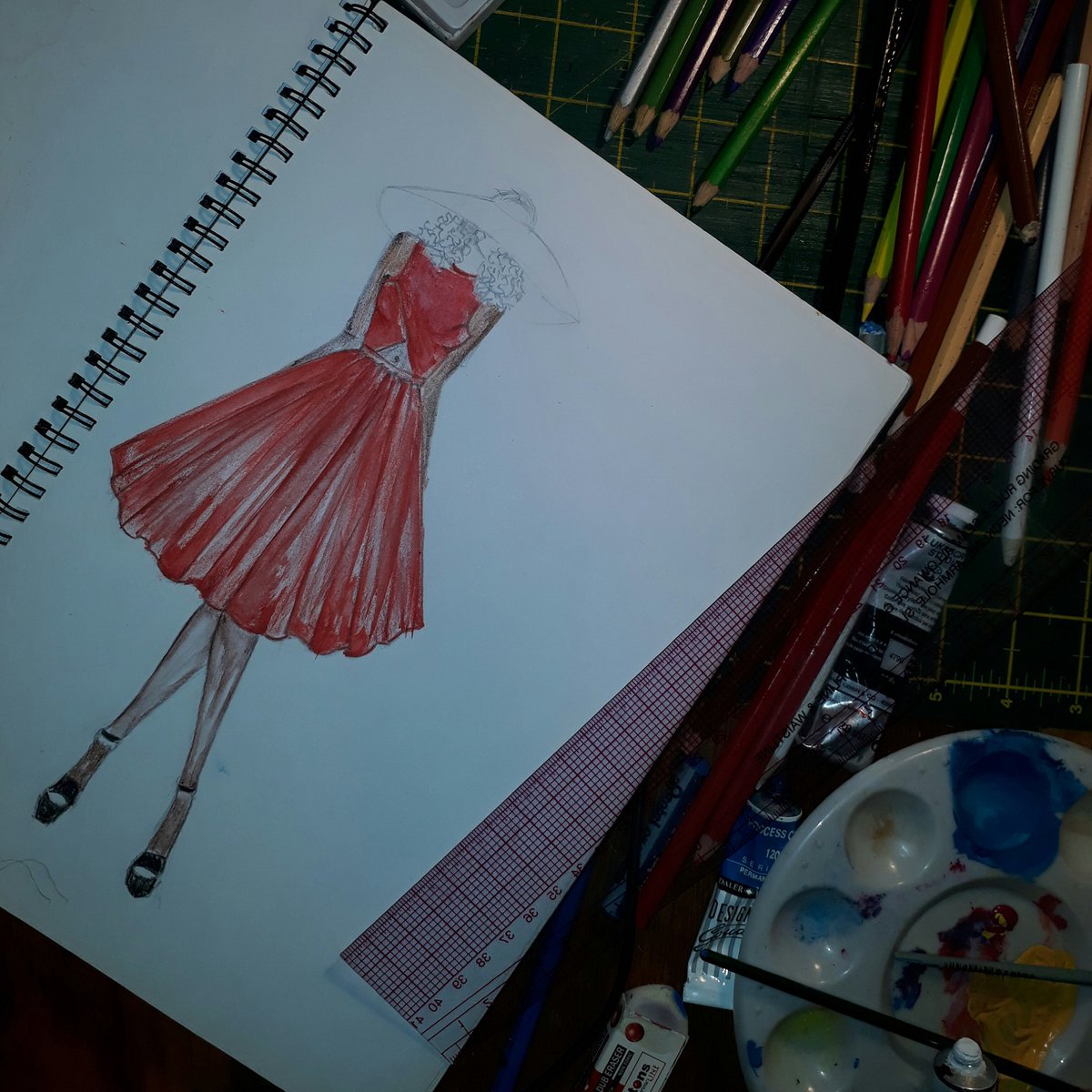 ZickySloan's tweet photo. My Fashion Design bursary sponsor could be on your TL! Completed 1 year @ CPUT &amp; dropped out due to funding. Pls RT &amp; make a dream come true https://t.co/gNzVENl59r