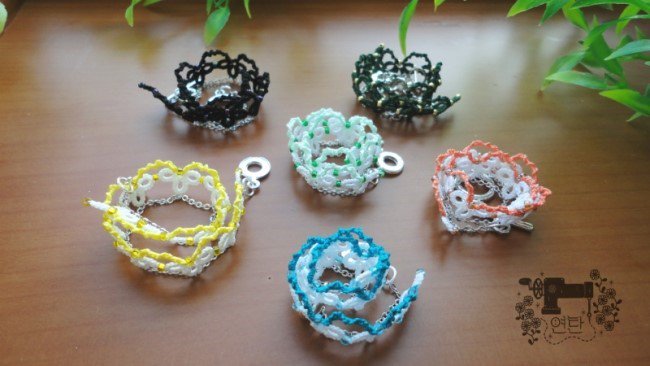 앙쥬베르 입점 물품 안내  "연탄 님의 태팅레이스"
작품입니다. 온라인 주문도 가능하며, 공방오셔서 구경하시고  구매하셔도 됩니다~
m.blog.naver.com/gasinas7/22095…