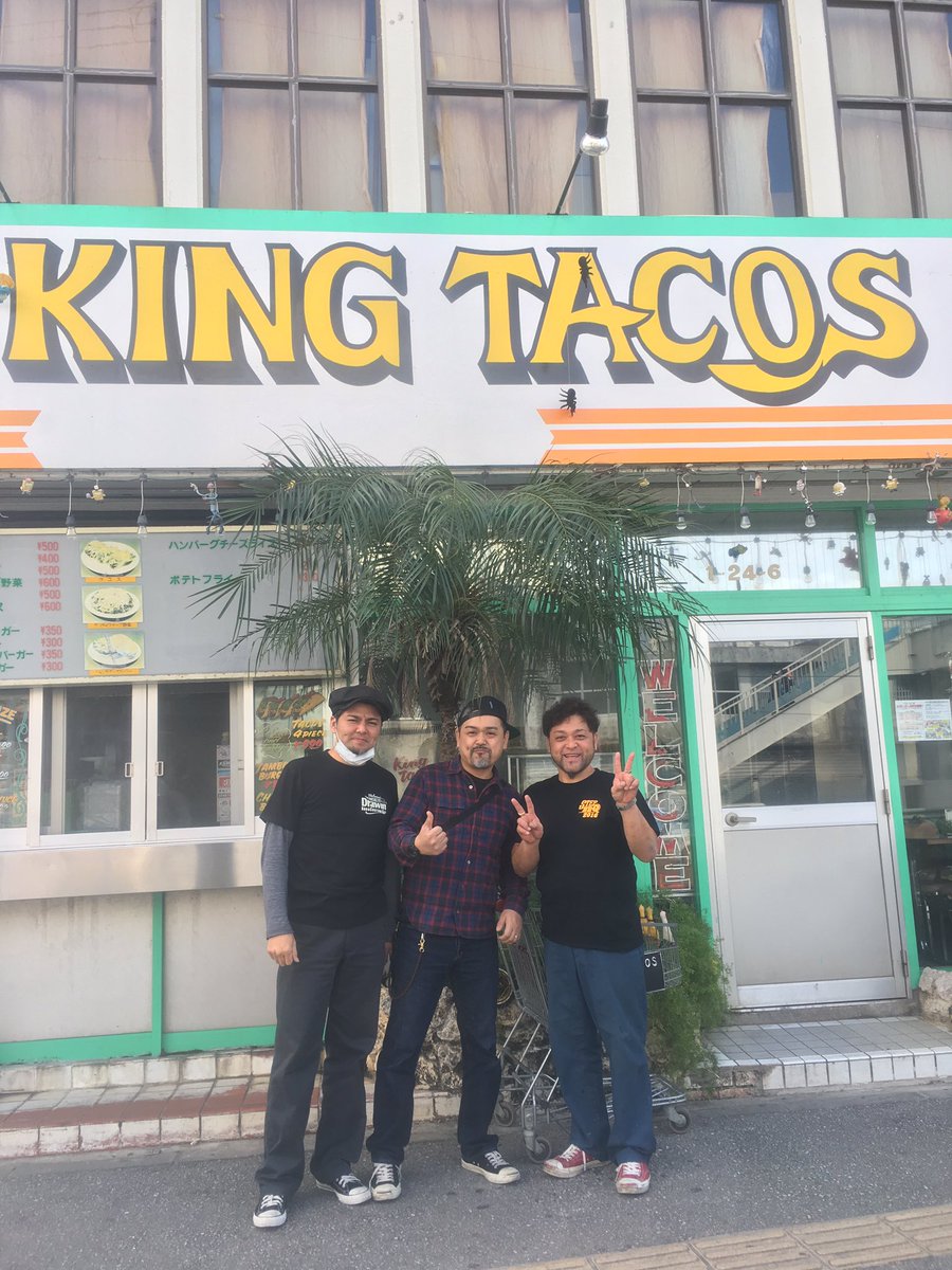 kohaku49's tweet photo. 沖縄でいろんなオーナー達と出逢いました。
写真を撮ってない方もたくさんいます。
本当に楽しい沖縄でした！

#エメラルドステーキ #kingtakos #zumicafe #customokinawa #lordmaster #harleydavidsonokinawa https://t.co/Ee2J5NCVet