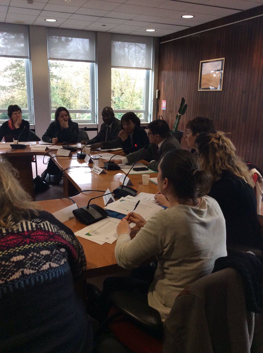 Prefet77's tweet photo. P. SIBEUD Directeur Dép de la Cohésion Sociale de @Prefet77 préside le comité de lutte contre le #surendettement #DDFIP77 #DDCS77 #CPAM77 https://t.co/sE6cJzZkSJ