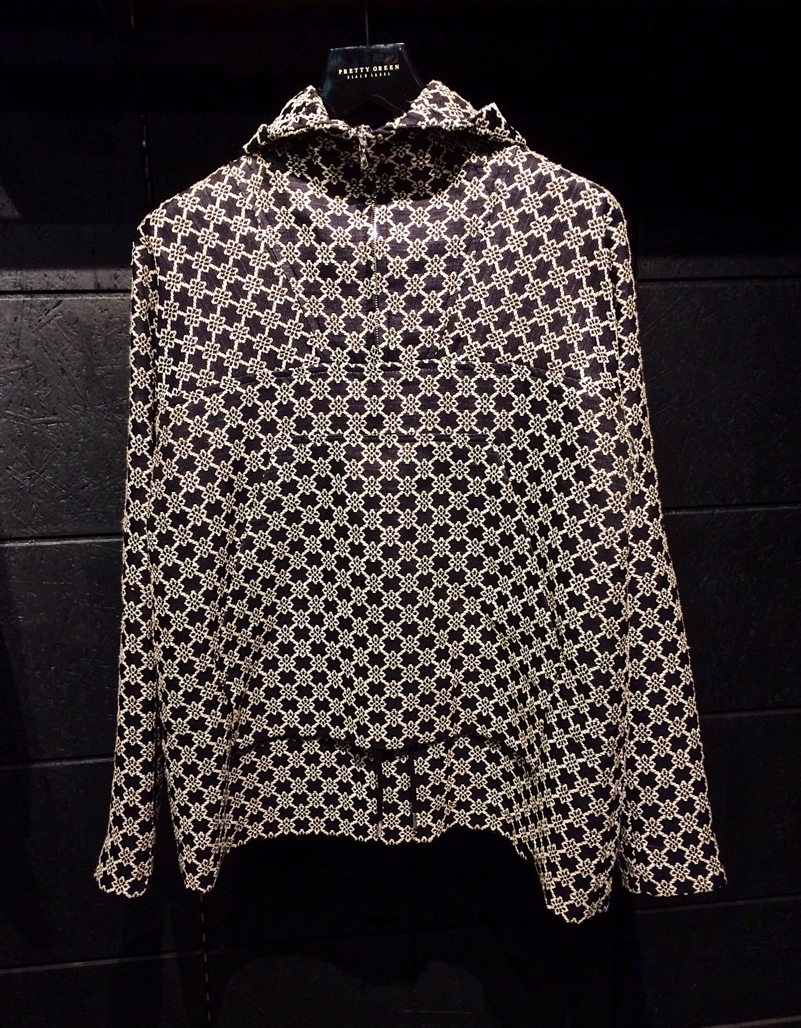 Pretty Green Carnaby on X MAIDEN We now have the Maiden Hooded Jacket in store Crafted from a luxury Italian cloth this a must have from our SS17 Black Label https t 5FNg5YxzfJ
