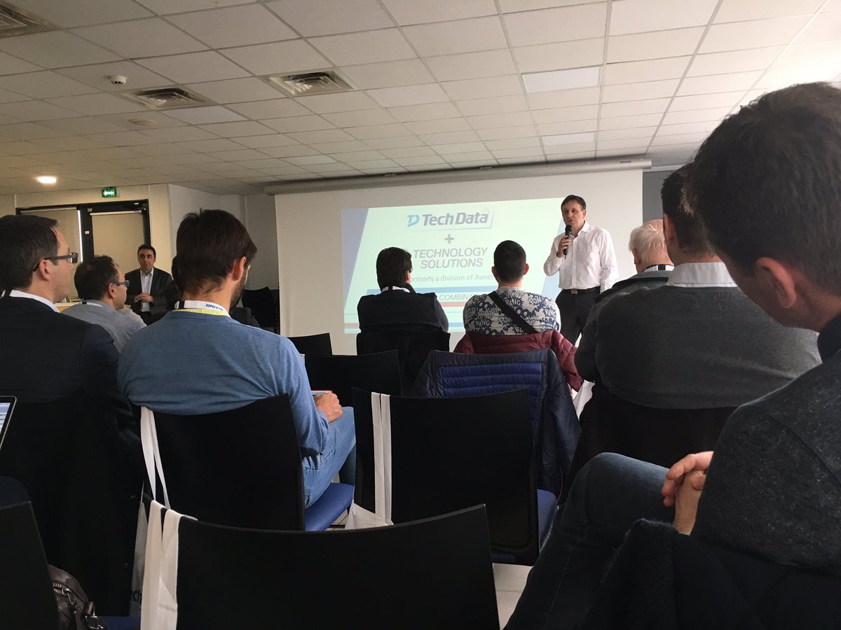 Ady_44's tweet photo. Intervention de Joël Pera
#TechData #Avnet
#ChezNousCaVa #JAVATechData https://t.co/U6F1SLFEsc
