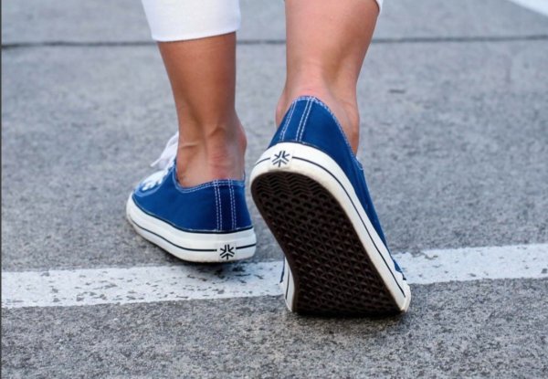 Fair Trade Sneakers - Walk with Purpose &amp; Soul | The Good Edit buff.ly/2mKzcYp