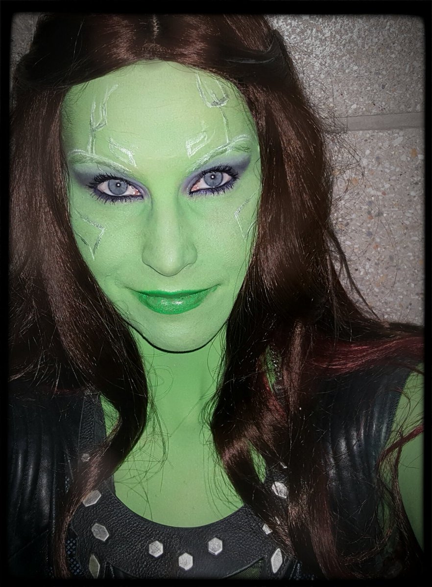 SherriLynLitz's tweet photo. My #Gamora #cosplay #SLLgamora #cosplay4charity #cosplay4acause @SuperheroWNY #SLLmua @Guardians @GuardiansO @SherriLynLitz #TheLifeOfSLL https://t.co/9WAOiVQo1I