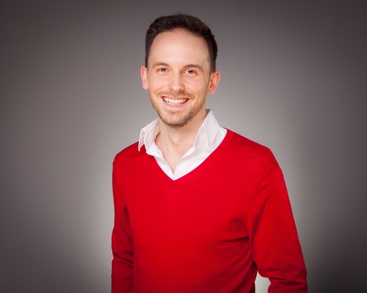 Gretch1996's tweet image. Great #professionalportrait session with #snapcharity fundraiser, Robert Dennis. That radiating sunny disposition shining through! 😊☀️#essex