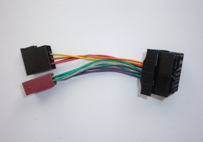 Штатный разъем Quadlock для Ford dlvr.it/NYjHqK