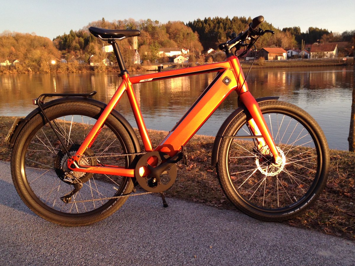 Ganz entspannt in der Redaktion ankommen - freu mich auf die Testtage mit dem Stromer ST1X #mystromer #ebike #fahrrad #biketowork