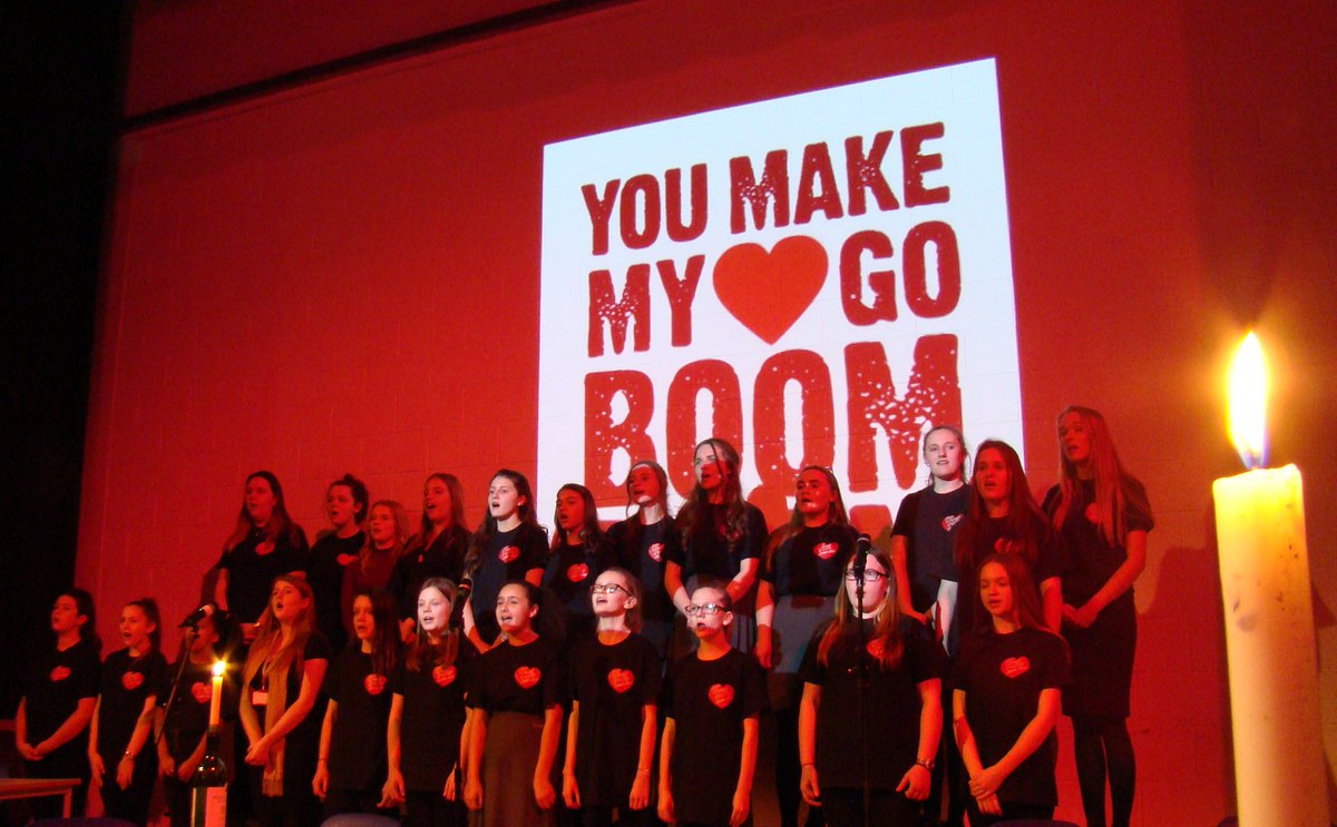 eefnews's tweet photo. Students at Debden Park High School performed a Valentines cabaret evening to a sell-out audience https://t.co/rlojpg7IcL @dphs https://t.co/bakatu0Y5B