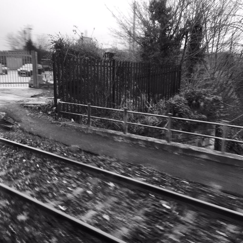 Dublin bound for #IFWGfoodawards and table hostess duties, can't tell you the winners just yet 🤐🤐🤐  #itsasecret