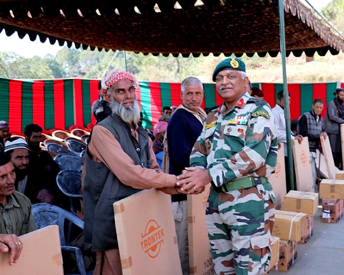 Kalakote RR fitted solar light sets (solar panels, inverters, batteries, LED bulbs) in Mathiyanigala village of Rajouri distt. <a href="/PIB_India/">PIB India</a>