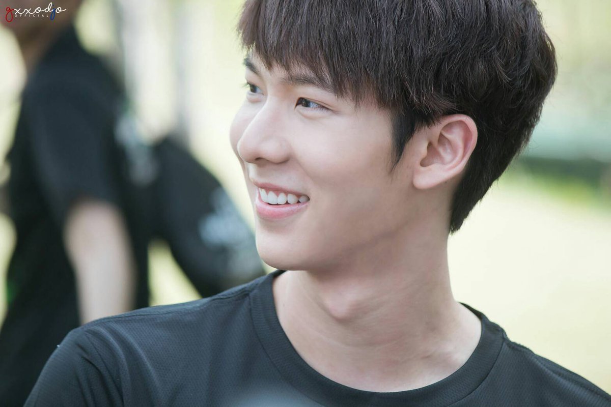 GxxodJoOfficial's tweet photo. อย่ายิ้มให้เรา ถ้าไม่อยากเจ็บตัว....(เพราะเราปาใจให้เธอแรงไง) 😂😂😂 @kavinpat_t 
#kavinkvp #GxxodJoOfficial https://t.co/vWIdB91zFC