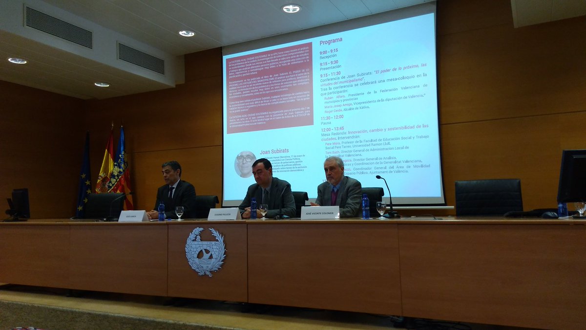 acalsl's tweet photo. Empezamos con nuestra jornada "El poder de lo próximo" con @subirats9  #catedraACALUPV #virtudesdelmunicipalismo https://t.co/9bKQs7gzTM