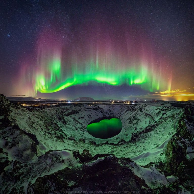 Space_Scene's tweet image. Colorful Aurora over Iceland! #EarthArt #northernlights