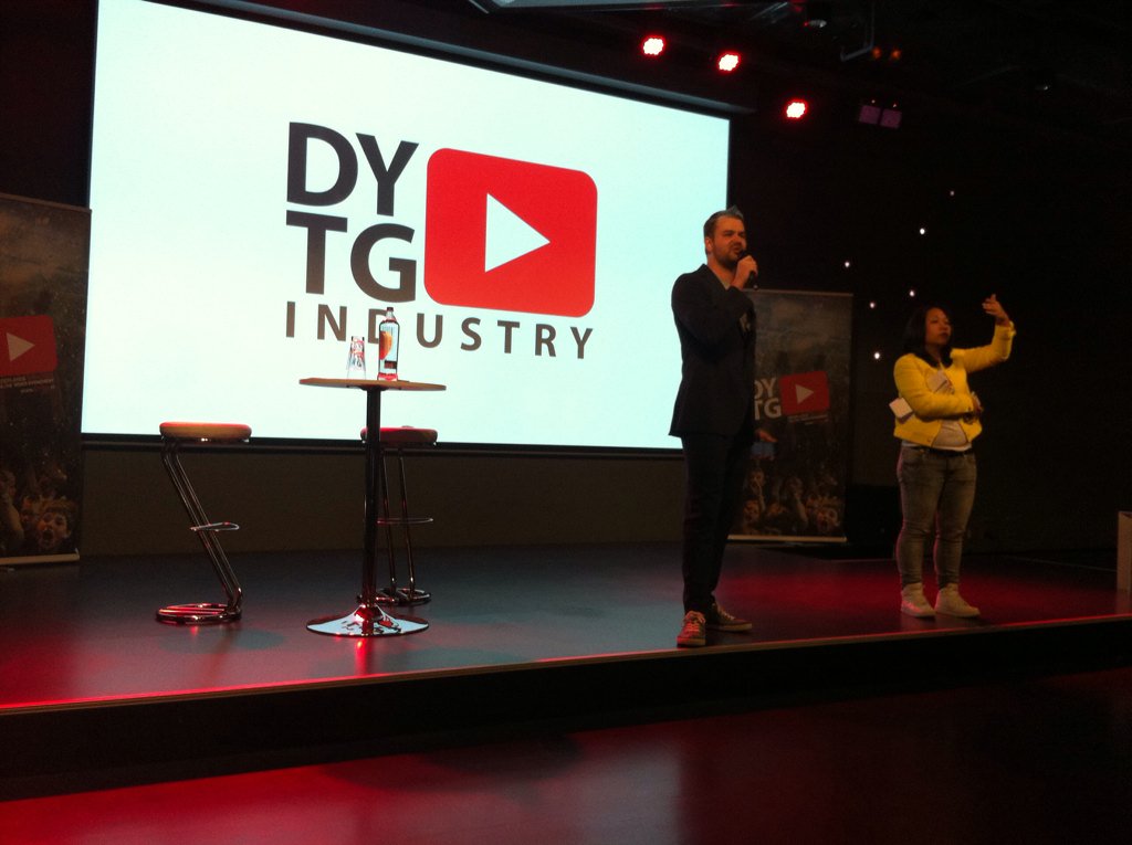 ZTalks_Media's tweet image. #dytgindustry is begonnen met Arjan Lubach. Inspiratie over #socialmedia #ZTalks #zzp #ondernemen