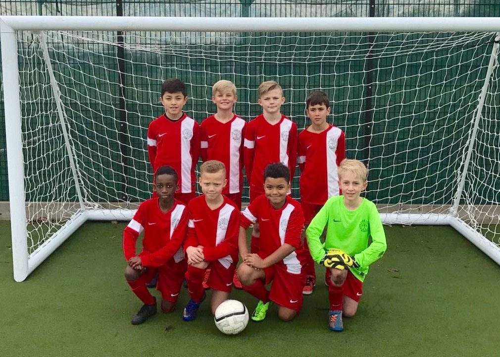 Wow! Huge well done to our Y4 and Y6 footballers who won their Y6 tournament on Friday beating Colet Court 1-0 in the final. Tremendous!