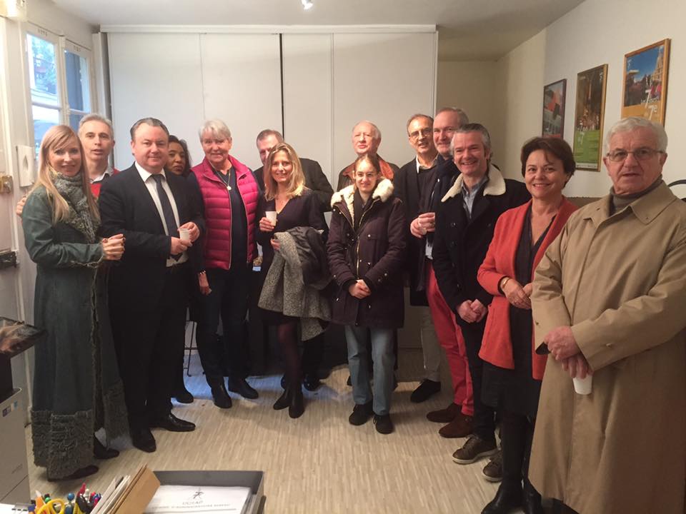 #Paris7 #CaSePasseDansLe7e

Notre #CafeCroissant a lieu tous les 1er Mardi du mois !!!
🥐☕️