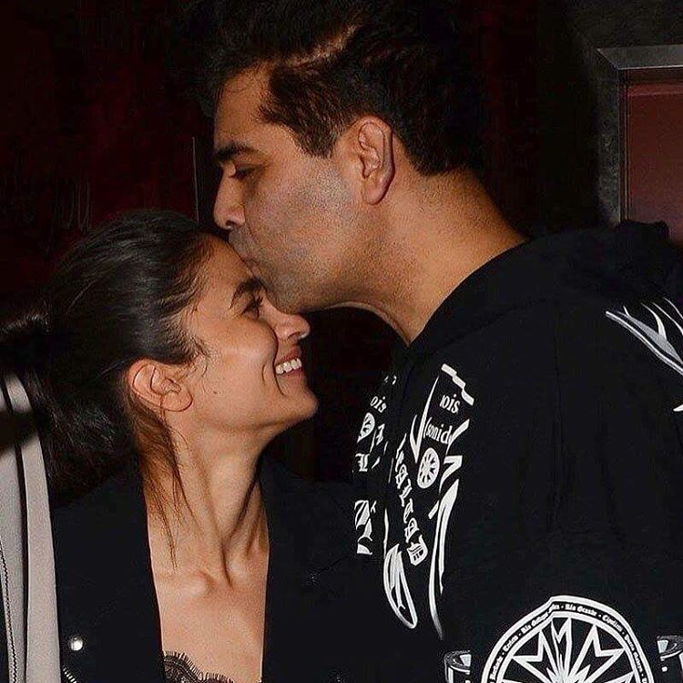 zeecinema's tweet photo. #Awwdorable! @aliaa08 @karanjohar https://t.co/9KRcGeZXc4