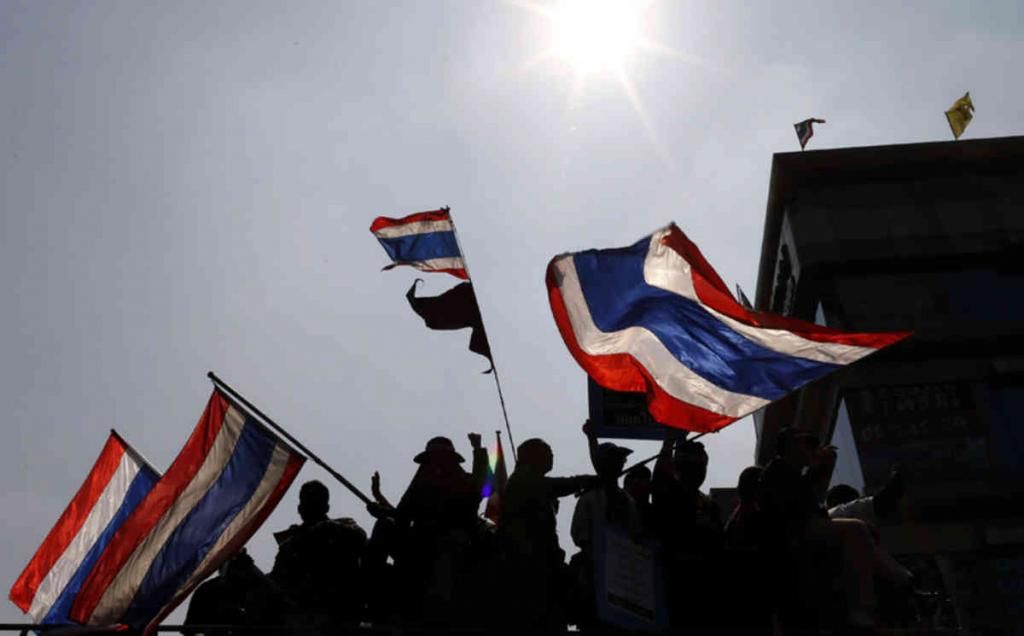 DonegalManor's tweet photo. #Tourism keeps #Thai economy afloat via @SkyNews https://t.co/LnbltoHLKK https://t.co/uDCwd0XGhB