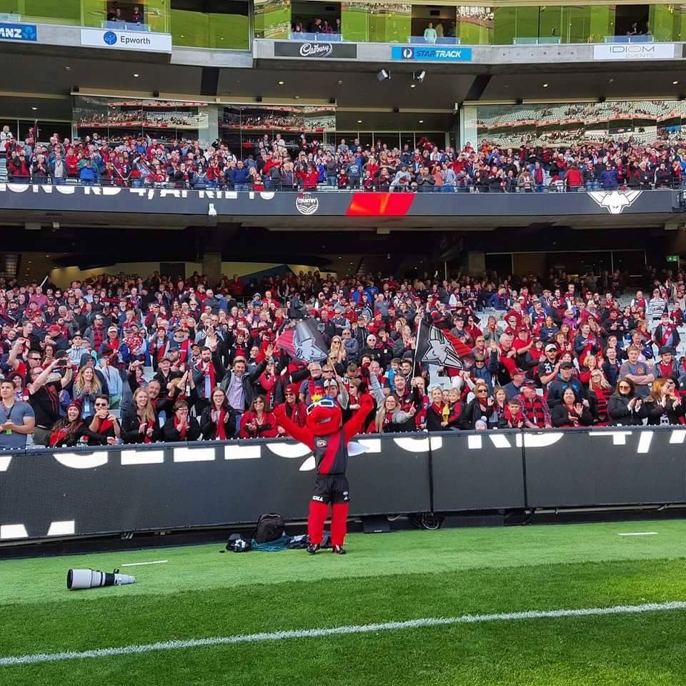 efcskeeta's tweet photo. So close to 60K members of the @EssendonFC family!

RT and let's get people join our Comeback Story

👉 https://t.co/Mw3kQLiHbu

#DonTheSash https://t.co/Dne0qcfuup