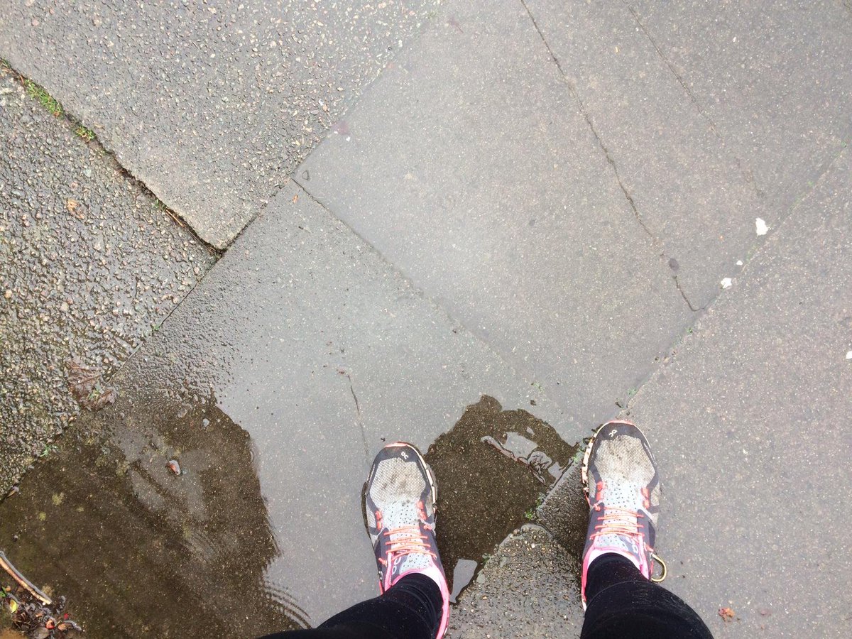 AquariusPH's tweet photo. 5 days till Susie @AquariusPH Research Associate runs her 1st half marathon raising money for @CR_UK @ARUKnews 
#BathHalf #RunBath #dementia https://t.co/ko3QSExfSu