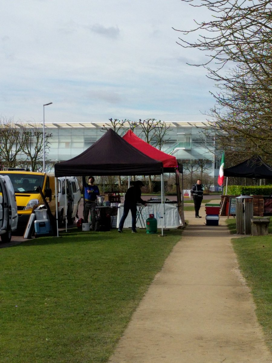 stockley_park's tweet photo. #StockleyParkFoodMarket setting up...Getting ready for you...@hackthestack15 @littleurbanchef @burritostall https://t.co/9aXgkSZK2l
