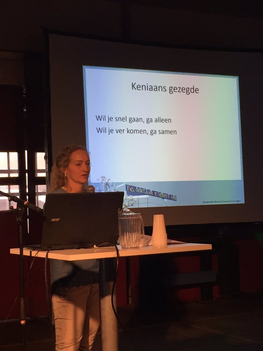 JanPeterRake's tweet photo. 'Kinderpalliatieve zorg is gericht op het leven van het kind'. @SuzannaMiWi op symposium 'Komt een kind bij de dokter' @ThuiszorgDB https://t.co/mTpntahP8Y