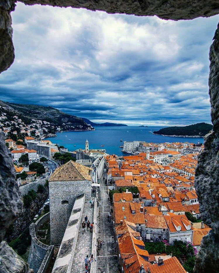 Rainy #Dubrovnik 

📷 Mato Jelić