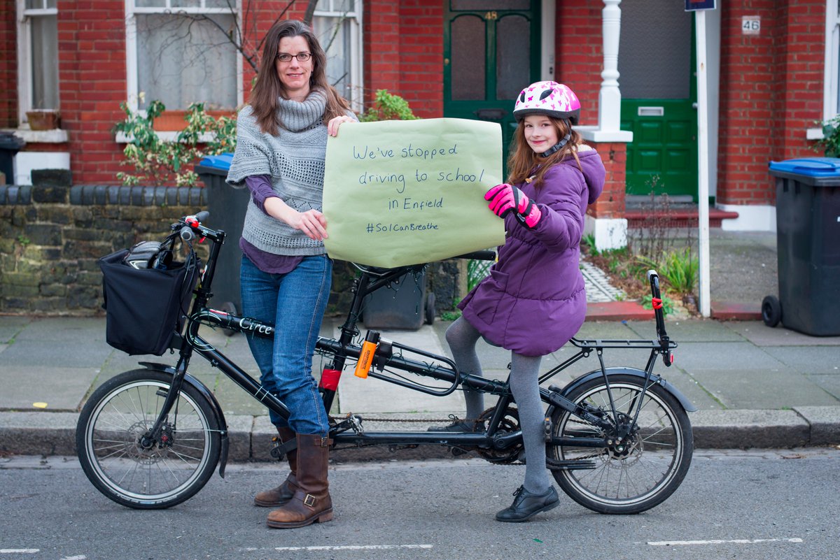 Subversivite's tweet image. Cars pollute #Enfield's air and damage kids' health, so we don't drive the school run. Do you? #soicanbreathe