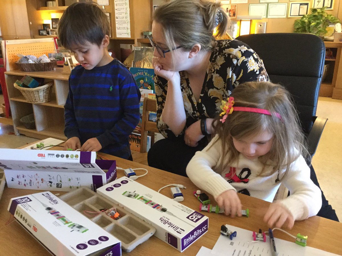 PHSLSiLab's tweet photo. Pre-K Ss explore circuits w/ @littleBits this morning! Check out these incredible "aha" moments! #discovery #curiosity #earlychildhood https://t.co/JNIIQ2nM81