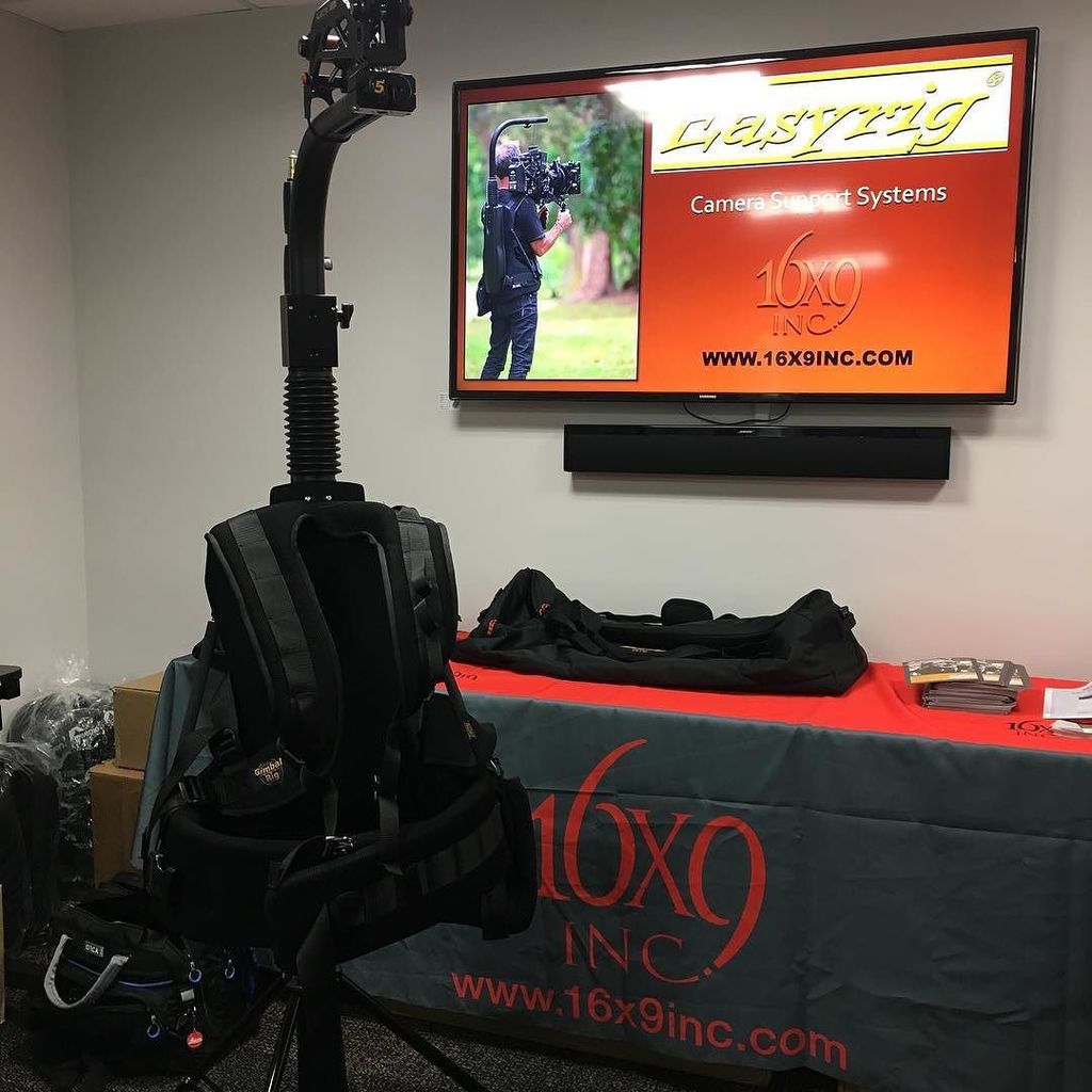 franklozano's tweet photo. EASYRIG • Training today at B&H on one of the best tools for cinematographers. #b&h #flowc… https://t.co/WWhIMw7MVA https://t.co/gVhEvv4ZHM