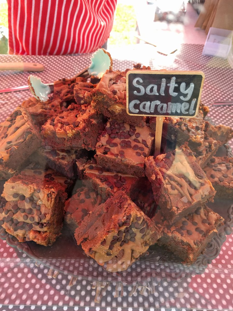 stockley_park's tweet photo. @BlissBrownies at #StockleyParkFoodMarket today...Back on #Tuesday4April https://t.co/EPiHUjNKez