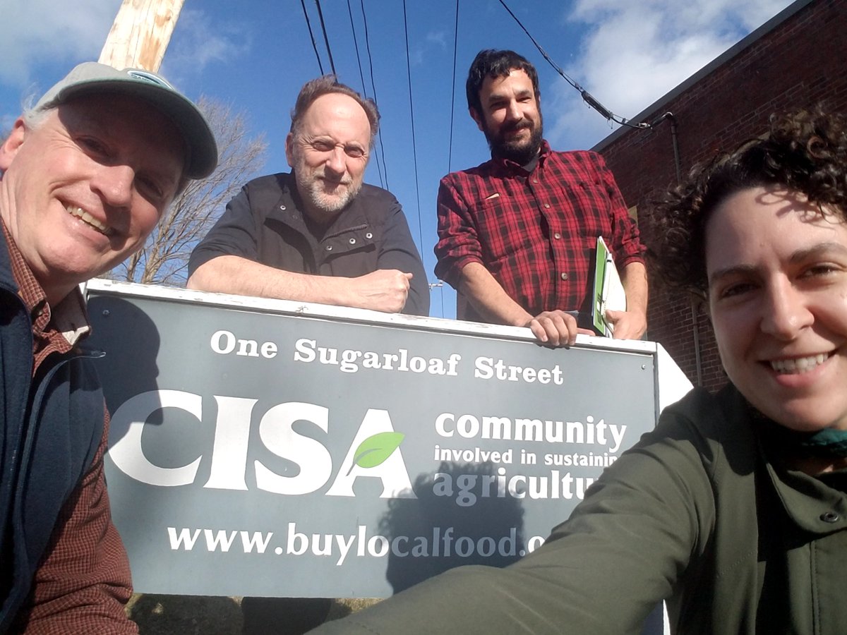 EnviroLeagueMA's tweet photo. We visited w/ advocates in South Deerfield to talk land preservation, #BuyLocal, #MAGrown agriculture. @MassDeptAgr #mapoli #WesternMA https://t.co/GmyEwKFyl0