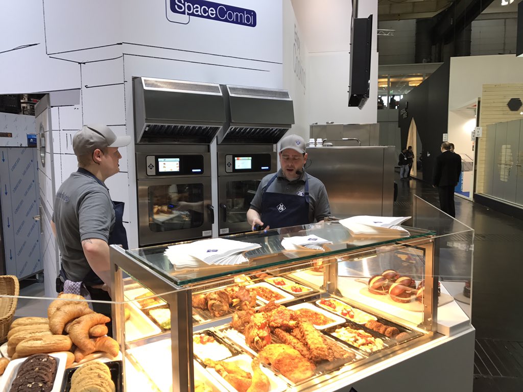 ublmart's tweet photo. Shop solutions by #MKN at the #EuroShop Düsseldorf-#SpaceCombi 100% innovative Combi Value on very small foot print https://t.co/UGKEj7FFk9