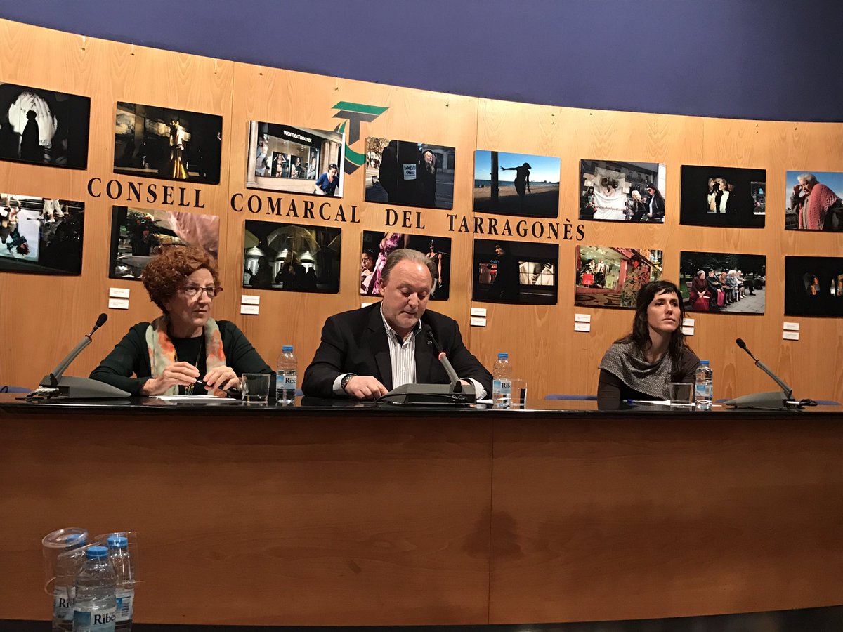 Acte protocolari del <a href="/CCTarragones/">CCTarragones</a> en motiu del #DiaInternacionalDeLaDona