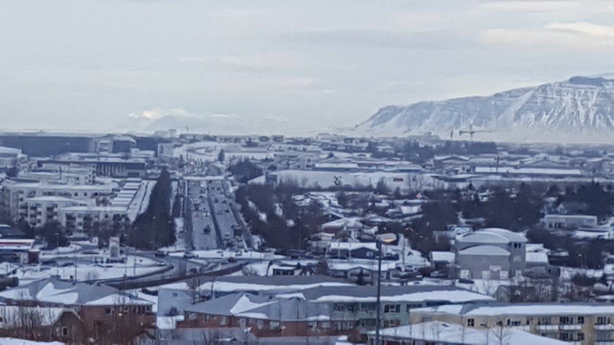 dorisig's tweet photo. Beautiful #weather today,and less #snow in #Reykjavik in #Iceland. #travel #holiday #winter @theWeatherboy @TA_iceland rt https://t.co/rogm18GYCX