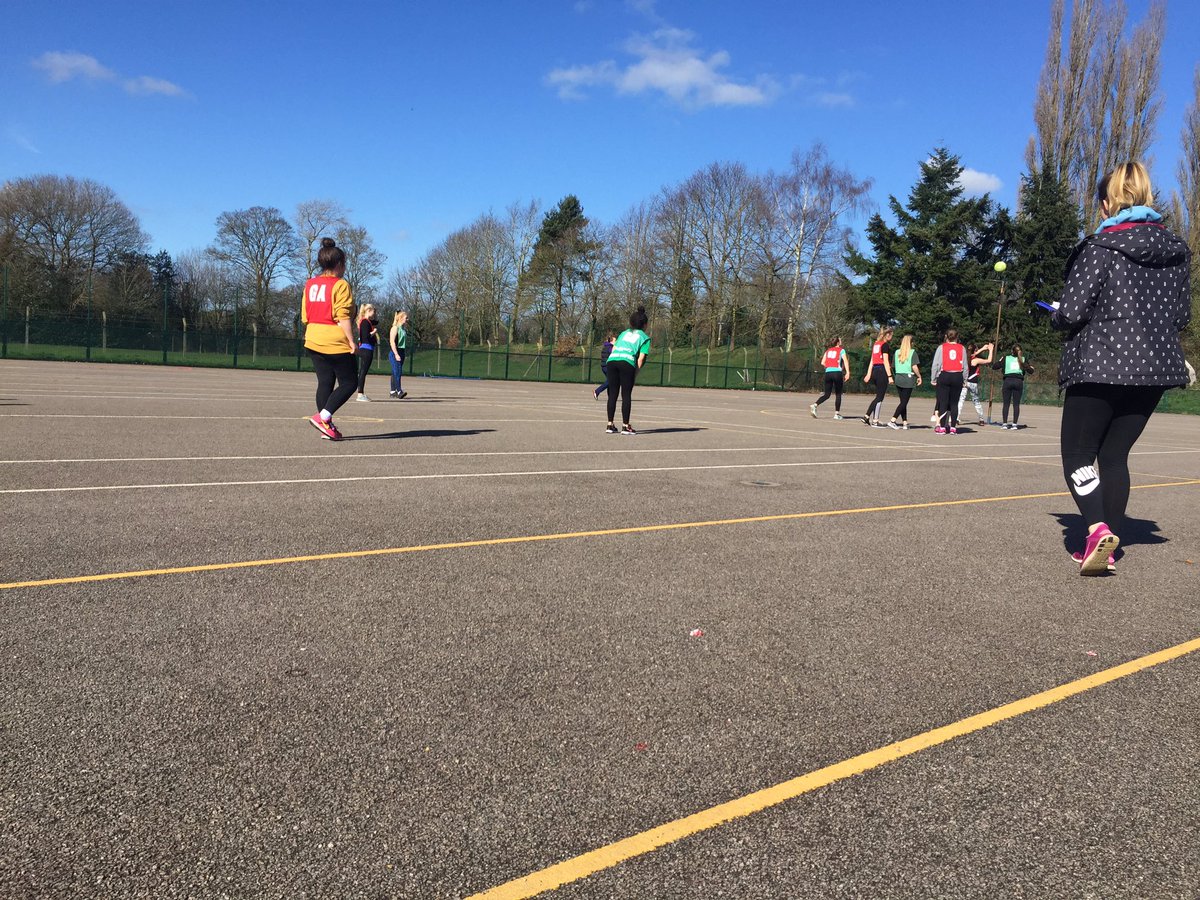 ttalbottribe's tweet photo. First goal in netball - talb v plym Xxx https://t.co/gKiXdOSEHn