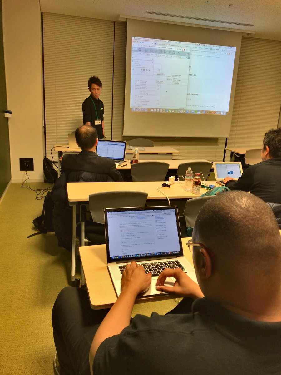 kkitase's tweet image. 本日は、.@Ijokarumawak による Hortonworks DataFlowのハンズオン。先週金曜日から準備してただけあって洗練されてきました！#apachenifi #apachestorm #apachekafka