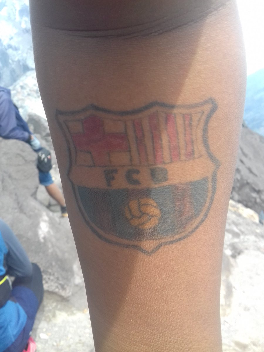 roymorgaan's tweet photo. @andresiniesta8 ❤barca https://t.co/7ssUXFzt1p