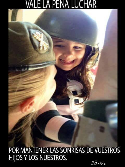 MqGuardiaCivil's tweet photo. Claro q vale la pena luchar por nuestros hijos.Por ellos todo!
#Difas2016 #GuardiaCivil #Benemerita #ingresoGC #OpositorGC @EjercitoTierra https://t.co/WiyuvnddsL