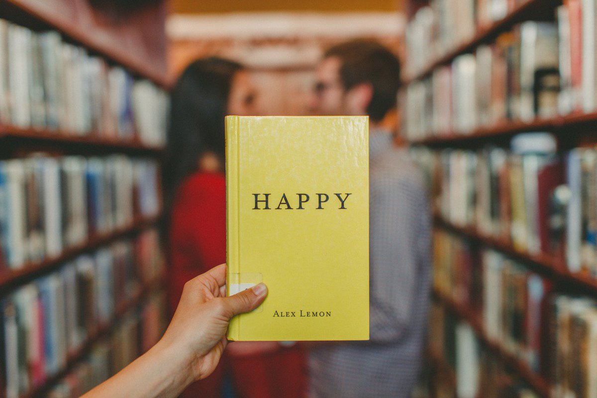 HYGGE Y MINIMALISMO: 3 LIBROS PARA REDUCIR LO QUE NECESITAS Y SER MÁS FELIZ  <a href="/LuaNordshop/">Lua Nord</a> luanord.com/blog/131_hygge…