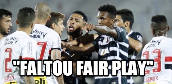 DE PRIMEIRA - DEBATE
Com @fecamargo1, <a href="/MuriloFBorges/">Murilo Borges</a> e <a href="/denilsonshow/">Denilson Show</a> 
FM 94.1 SP | bradescoesportesfm.com.br | App Band Rádios