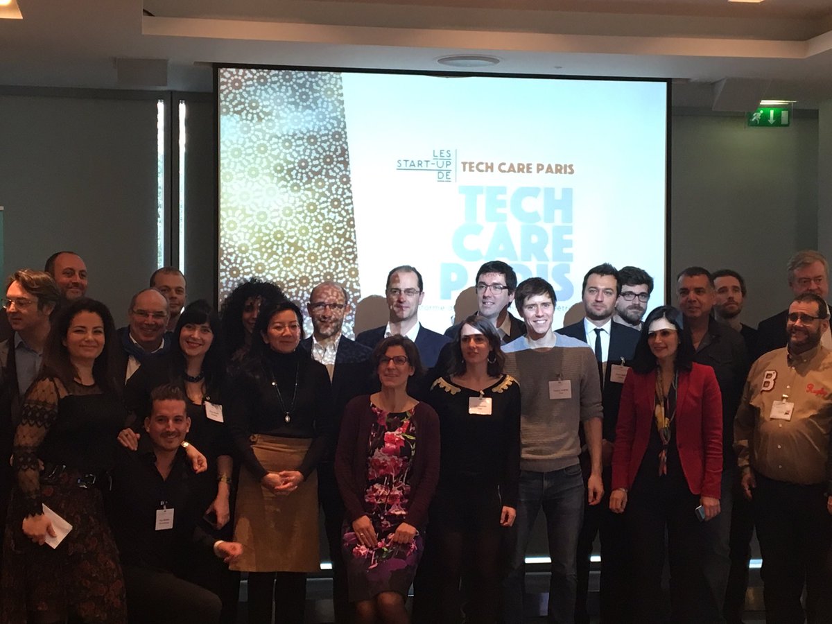 SanofiFR's tweet photo. Photo de groupe chez @PhilipsFrance pour clôturer le lancement de cette nouvelle promo de startups #techcare2017 ! https://t.co/bBV7EgW5jJ