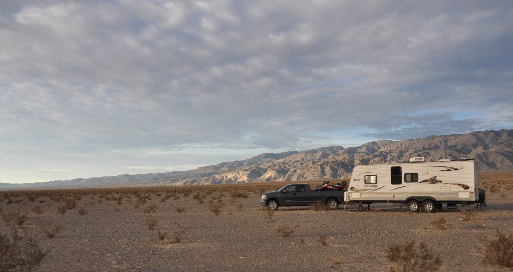 Why Dry Camp In The Desert #rv rvlife.com/dry-camp-deser…