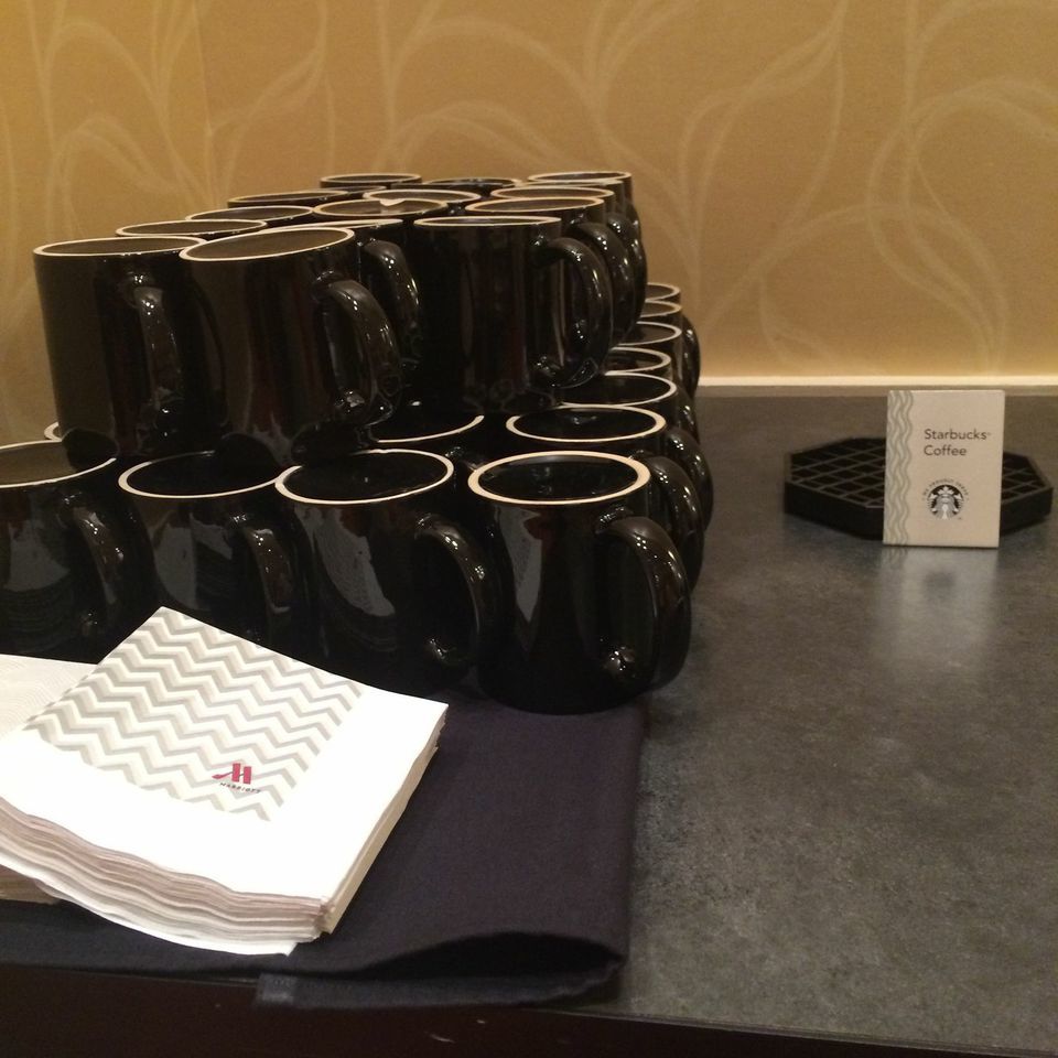 MarriottAlpha's tweet photo. Enjoy some coffee or tea while relaxing in our concierge lounge. #MarriottAlpha https://t.co/a83IT3YYTj