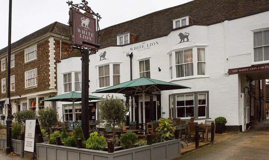 Join us for Chambers #Networking tonight 5.30pm at <a href="/WhiteLionTN30/">White Lion Tenterden</a> Thinking of joining Chambers? Come along and meet others with ease #B2B