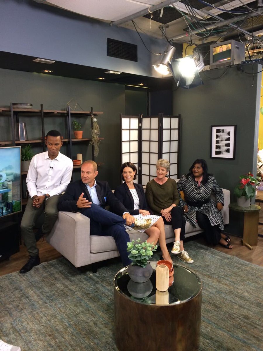 Wow what a morning celebrating gold <a href="/CTMarathon/">Cape Town Marathon</a>