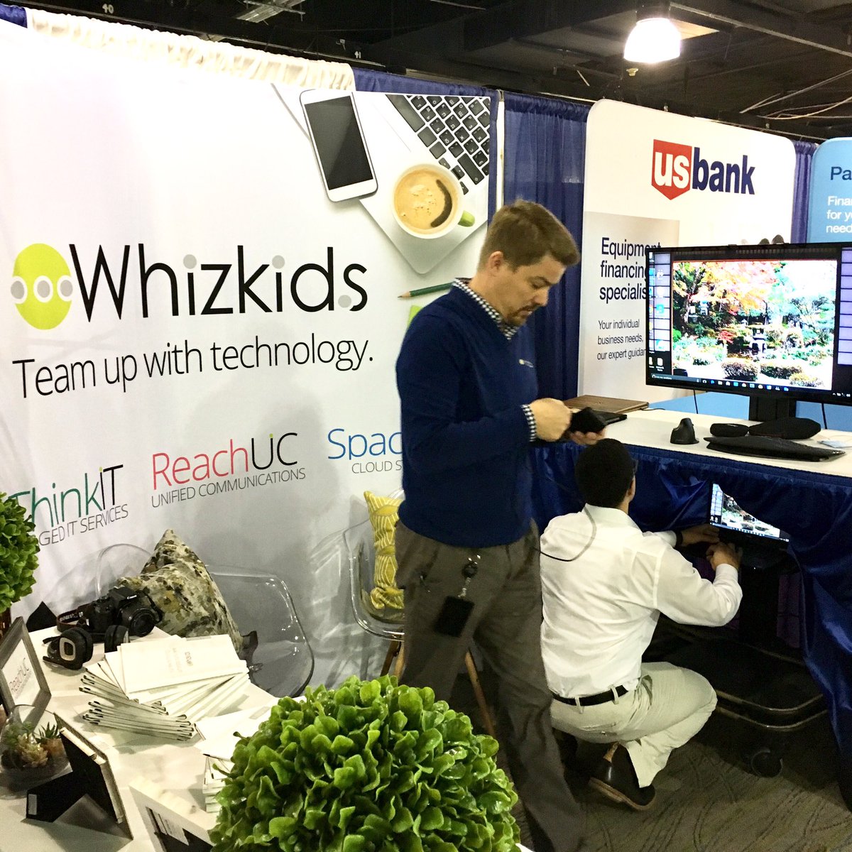 Whizkidit's tweet photo. Setting up for the @minnesotaala Annual Expo and Conference! #HereWeGo #alamn #legaltech https://t.co/NveV3pSgSO