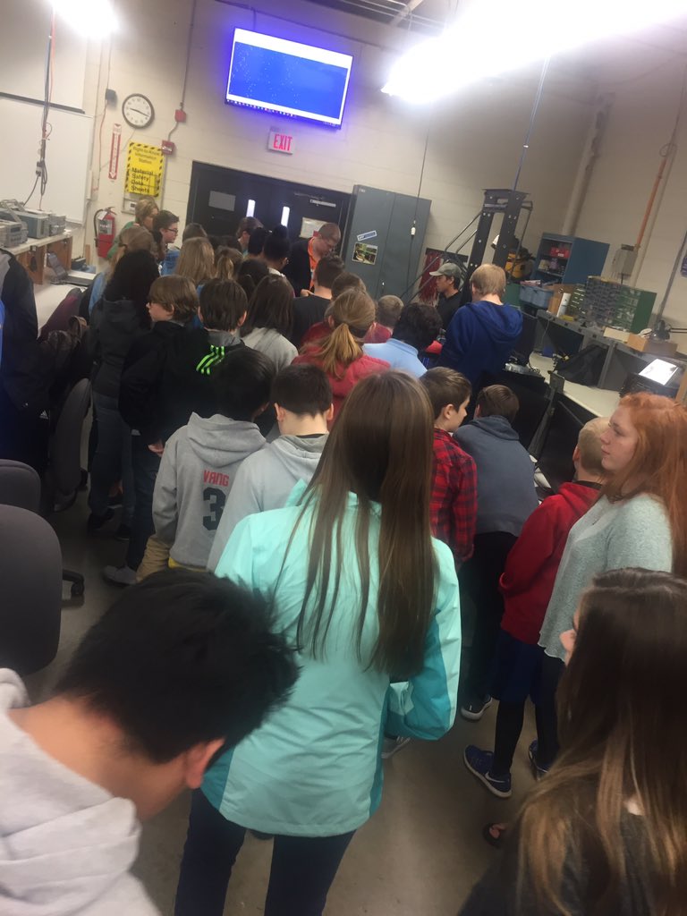 costnersclass's tweet photo. STEAM tour of WPCC @Falcons_TRMS https://t.co/FIukbHyzvP