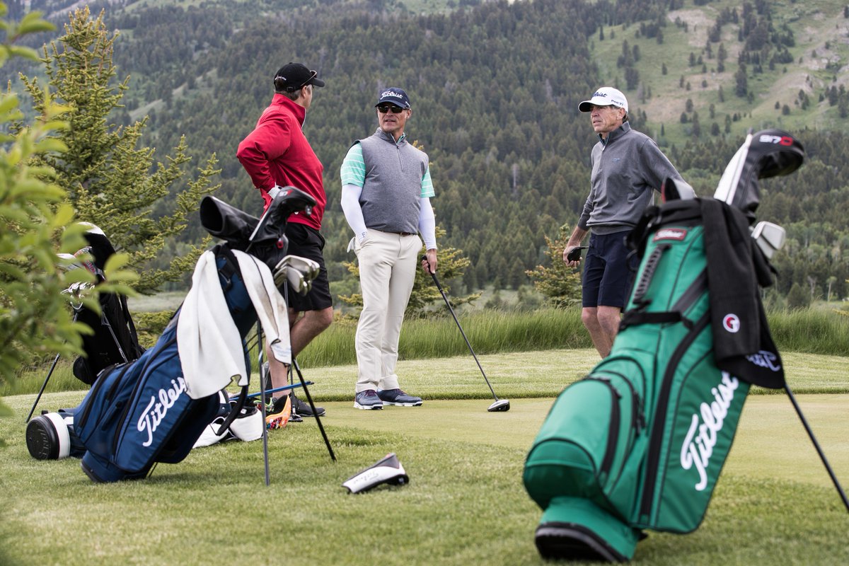 Tiara Rado (tiara_rado) Twitter