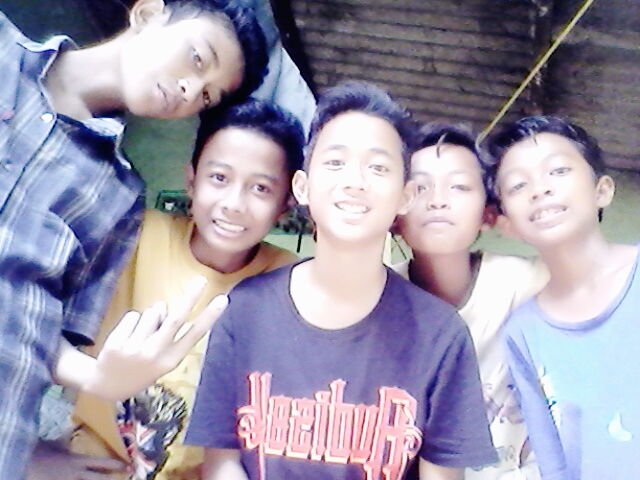 ANDIKA1172's tweet photo. sahabat selamanya...........😎
#thanks_guys https://t.co/5qJNBqFPIB